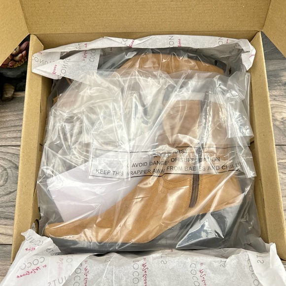 NIB Coconuts By Matisse 8.5M Saddle Suede Leather Western Fringe Booties - Picture 9 of 11